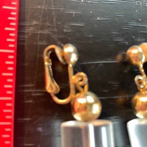 Clear pop art cylinder clip on earrings - Picture 3 of 4